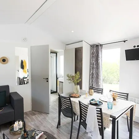 Domaine Mon Calme Camping *