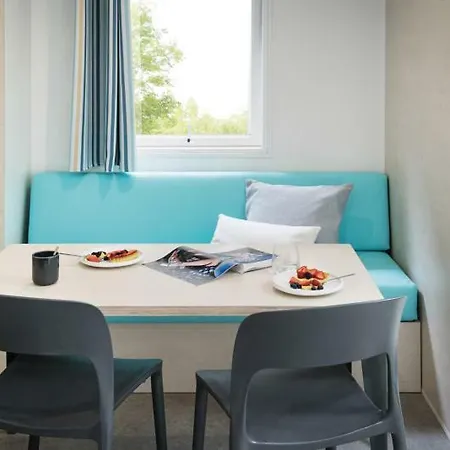 אתר קמפינג Domaine Mon Calme פיריאק-סור-מר