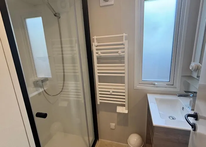 Domaine Mon Calme Кемпинг Пирьяк-Сюр-Мер