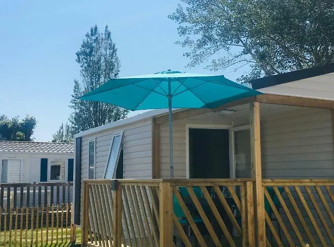 Кемпинг Domaine Mon Calme Пирьяк-Сюр-Мер